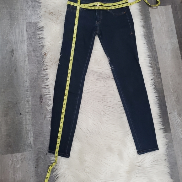 Armani exchange dark wash skinny jeans - Picture 12 of 12